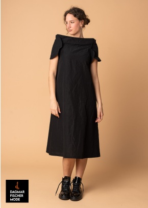 Fitted summer dress by RUNDHOLZ in black
