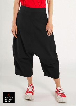 Highly elastic trousers by RUNDHOLZ in black & electric