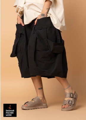 High-stretch skirt by RUNDHOLZ in black, electric & ketchup