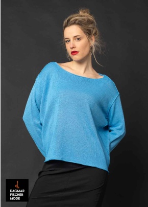 Pull court en maille légère de RUNDHOLZ en black, electric cloud & ice cloud