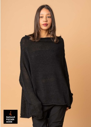 Kurzer Grobstrickpulli von RUNDHOLZ in black, navy & ketchup