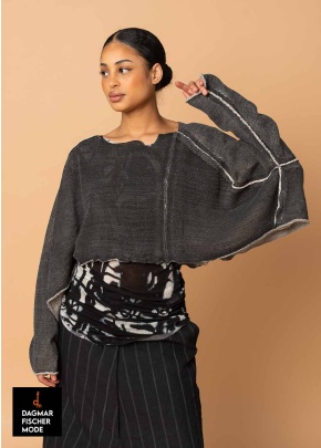 Very wide linen-cotton sweater by RUNDHOLZ in with color gradient