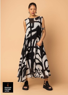 Viscose dress by RUNDHOLZ in black print