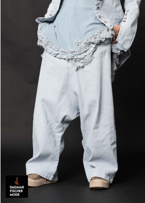 Weite Jeanshose von RUNDHOLZ DIP in sky fog