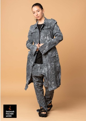 Taillierter Mantel von RUNDHOLZ DIP in seafoam fog & black fog