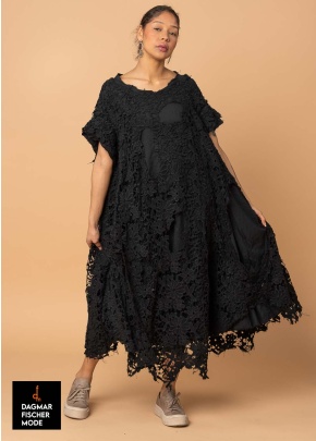 Oversize Kleid aus Spitze im Destroyed-Look von RUNDHOLZ DIP in black gloss