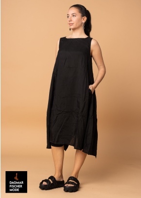 Ärmelloses Kleid von RUNDHOLZ DIP in black gloss