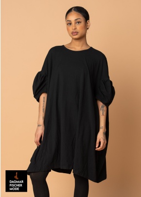 Taillierter Oversize Tunika von RUNDHOLZ DIP in black gloss