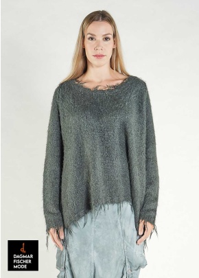 Weiter Seidenstrickpulli von RUNDHOLZ DIP in black, seaweed & sky