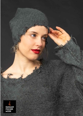 Silk knitted hat by RUNDHOLZ DIP in black, seaweed & sky