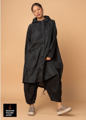 Water-repellent oversize raincoat by RUNDHOLZ BLACK LABEL in black
