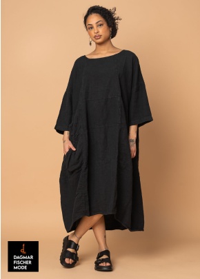 Tailliertes Oversize Kleid von RUNDHOLZ BLACK LABEL in black & salina