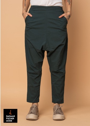 Elastische Tiefschritthose von RUNDHOLZ BLACK LABEL in black, tree & salina