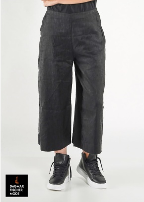 Wide trousers in a linen and viscose blend by RUNDHOLZ BLACK LABEL in black & tree