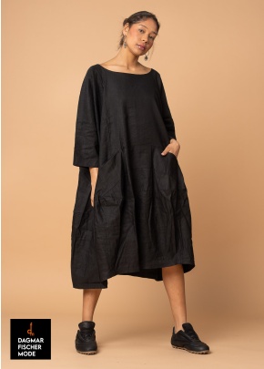 Oversize dress in a linen and viscose blend by RUNDHOLZ BLACK LABEL in black & tree