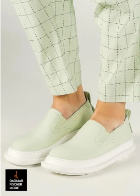 Summer shoes by RUNDHOLZ BLACK LABEL in black, tree & black offwhite