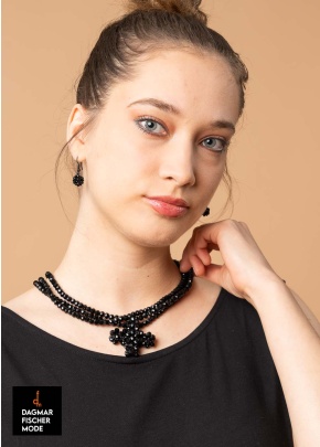 Necklace A CHAIN M by PLÜ in black