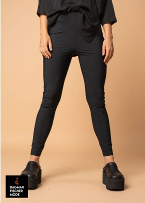 Tech-Leggings von ELSEWHERE in black und midnight green
