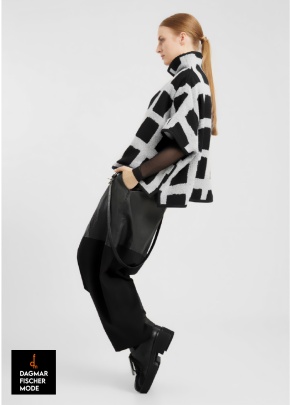 Wende-Oberteil von ELSEWHERE in black-gray