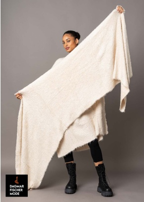 Seidenstrickschal von RUNDHOLZ in bone