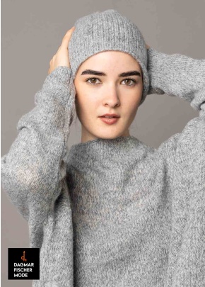 Soft knitted cap by RUNDHOLZ BLACK LABEL in light grey
