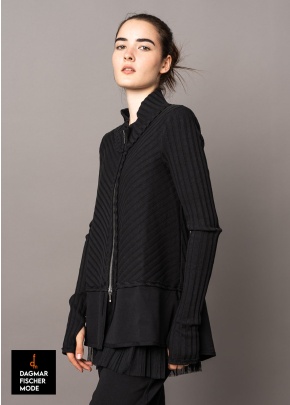 Strickjacke von KEDZIOREK in peat und black