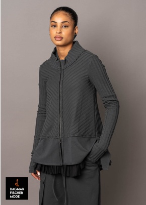 Strickjacke von KEDZIOREK in peat und black