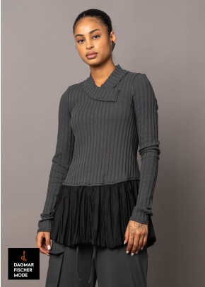 Pulli von KEDZIOREK in peat und black