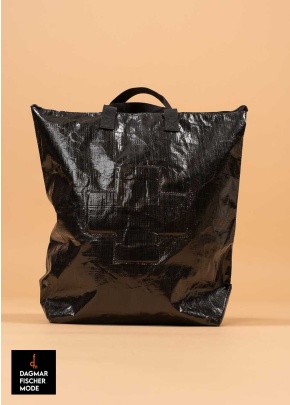 Featherweight backpack/bag with PLUS by PLÜ