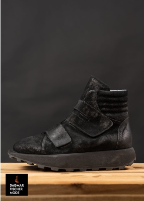 Shoes with velcro straps by LOFINA in nero, size 37