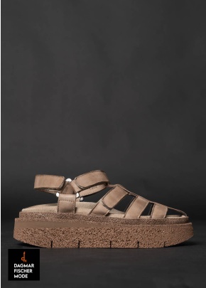 Plateausandale von LOFINA in Gasoline malto / tortola