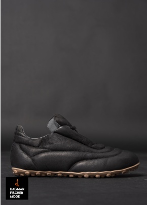 Sneaker mit flacher Sohle von LOFINA in Gasoline nero / moon