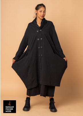 Weiter Mantel von KHEI in black