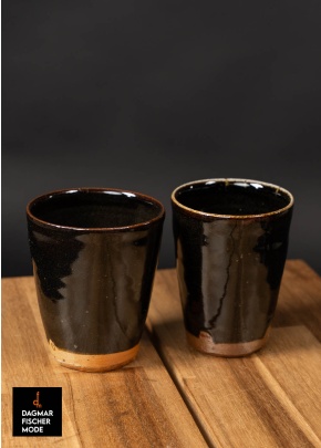 Mug set from the Sälzer wood-fired kiln by Annette Pfister