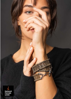 Gürtelarmband im Vintage-Stil von Mya Lambrecht