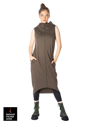 Ärmelloses Kleid von KnitKnit in militare