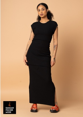 Sommerlicher Stricktunika von KHEI in black