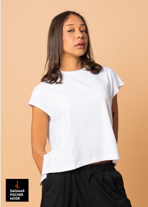 Oversize shirt by KHEI in black and white