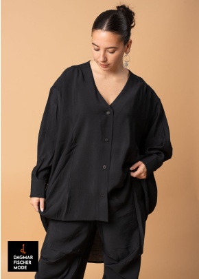 Weite Sommerbluse von KHEI in black und white