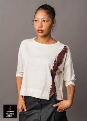 Shirt mit Print von LURDES BERGADA in zwei verschiedenen Prints