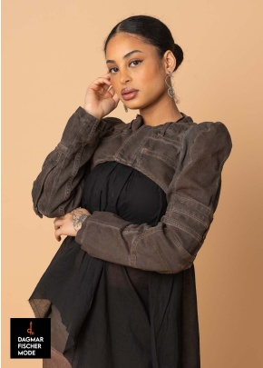 Crop jacket RAMMA by studiob3 in copper old dye