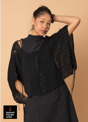 Onesize knitted sweater MEAH by studiob3 in black & milk