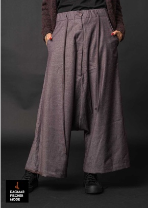 Weite Hose VENNERO von studiob3 in black, grey & smoke burgundy