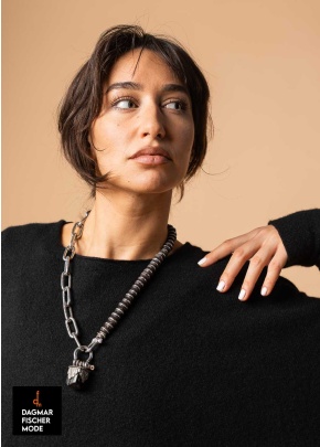 Halskette mit großem Turmalin von Mya Labrecht