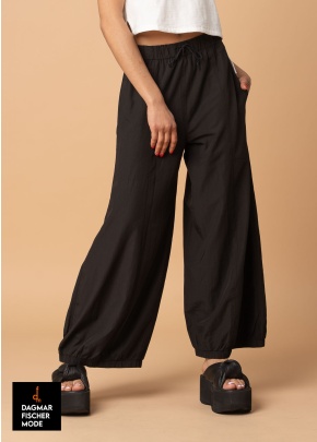 Wide trousers with drawstring by LURDES BERGADA in black