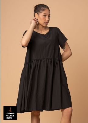 Short summer dress by LURDES BERGADA in black