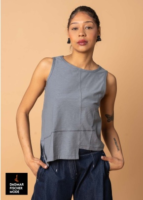 Asymmetrisches Top von LURDES BERGADA in vier großartigen Farben