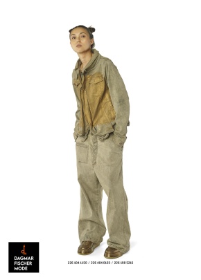 Handbemalte Stretch-Denim-Jacke von RUNDHOLZ in ginger gold