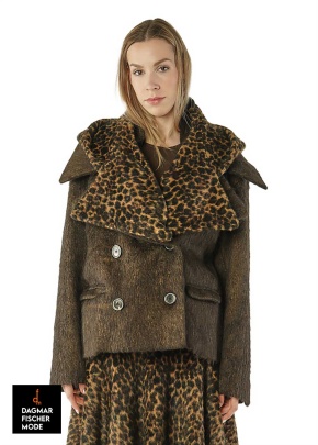 Handbemalte Alpaka-Wolljacke von RUNDHOLZ in black gold