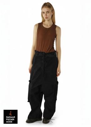 Tiefschritthose von RUNDHOLZ DIP in black